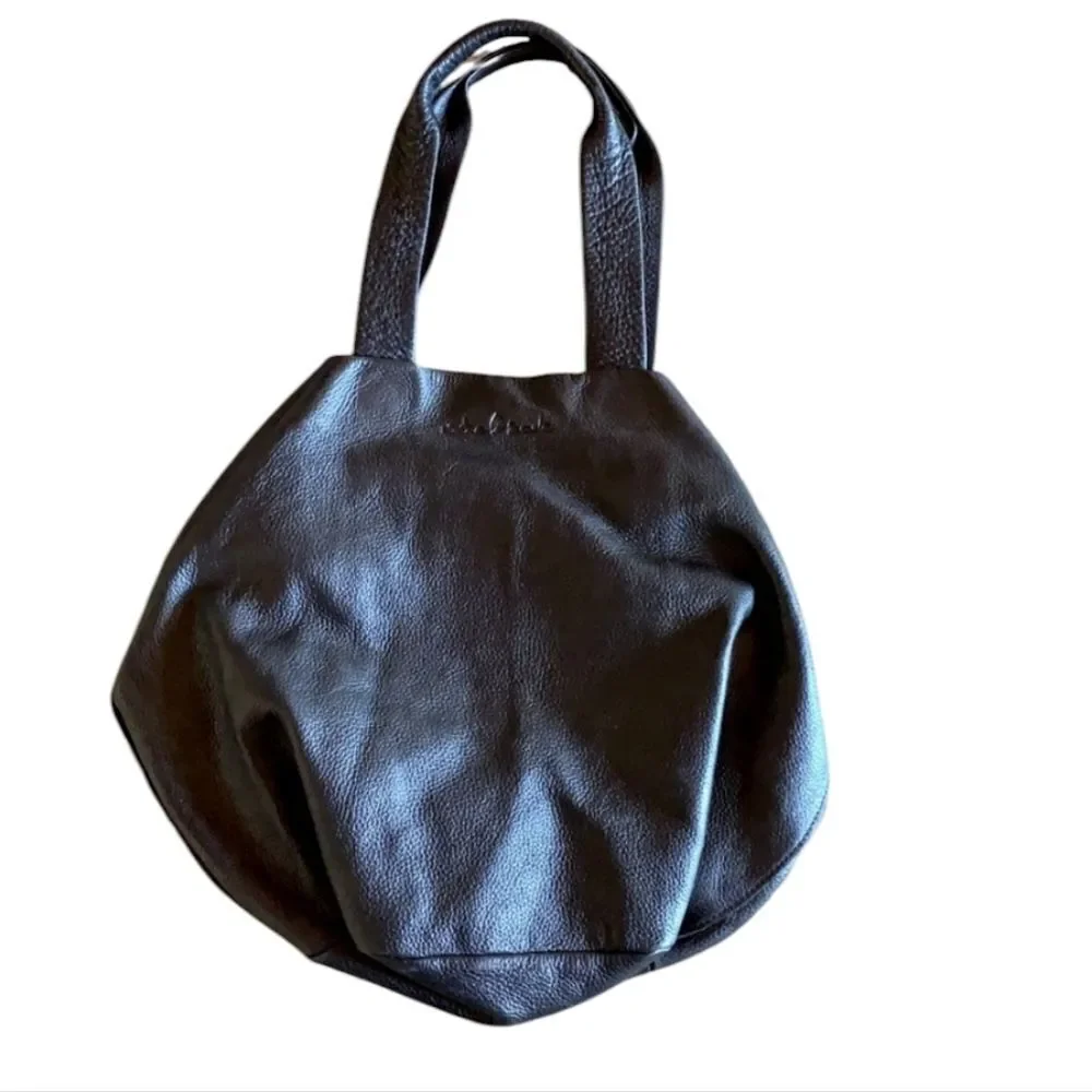 Neta Sade black leather‎ hobo purse.